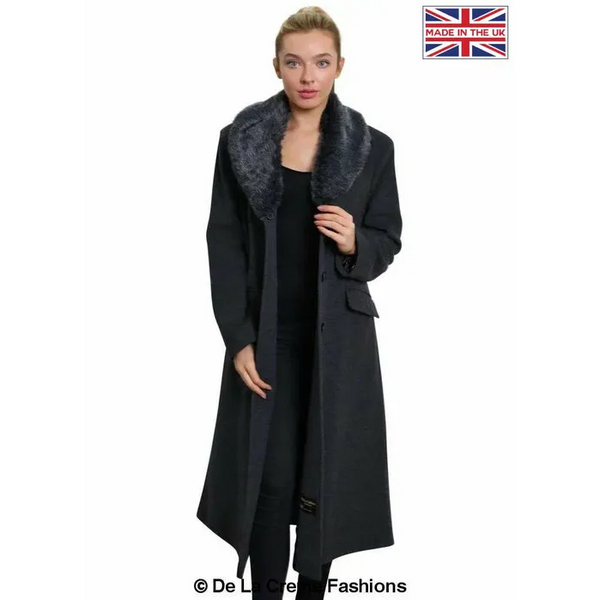 Women’s Oversized Faux Fur Collar Long Coat - UK 10/EU