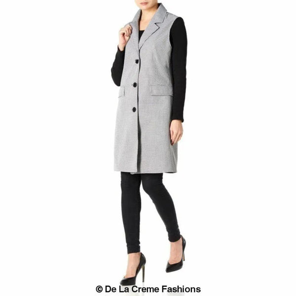 Women’s Sleeveless Hip Length Blazer Coat - Coats & Jackets